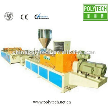 Línea de producción de chapa acanalada de PVC / máquina